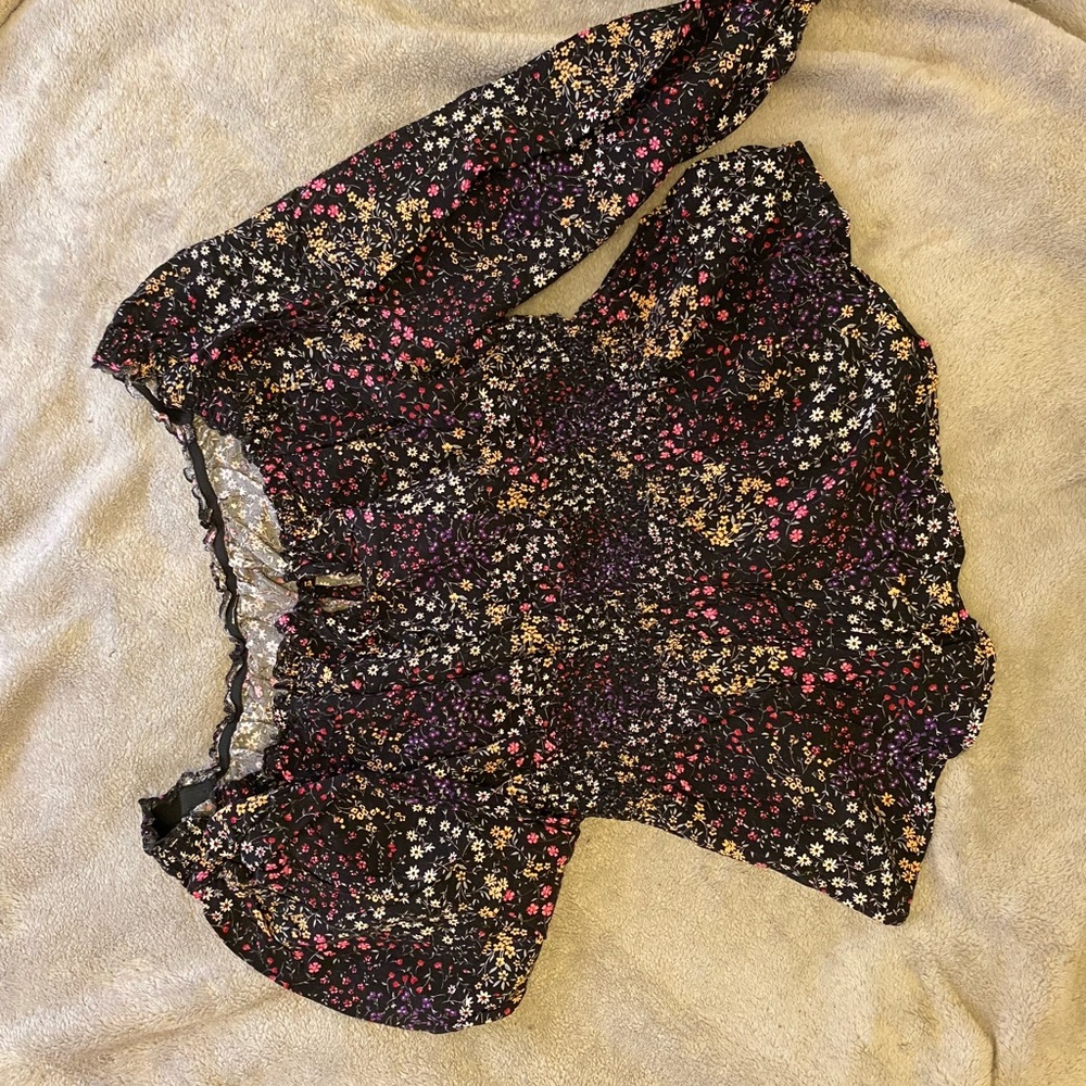 Floral top